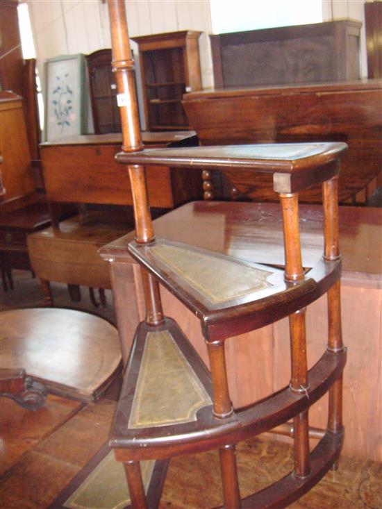 Set of library steps
